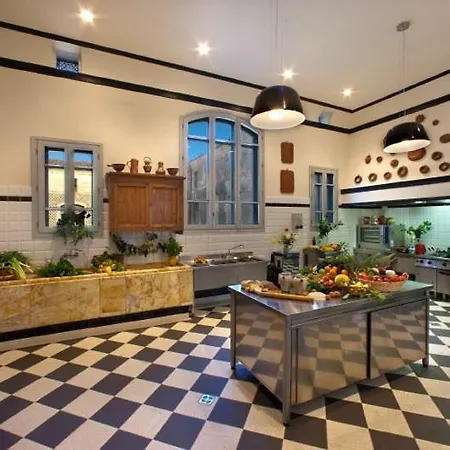 וילה Sleeps 15 Pool Air Con Wifi *