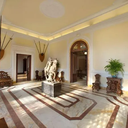 וילה Sleeps 15 Pool Air Con Wifi
