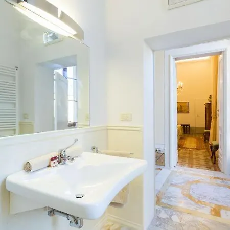 Sleeps 15 Pool Air Con Wifi וילה
