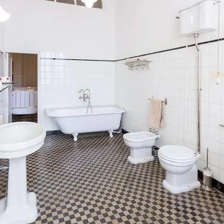 Sleeps 15 Pool Air Con Wifi וילה *